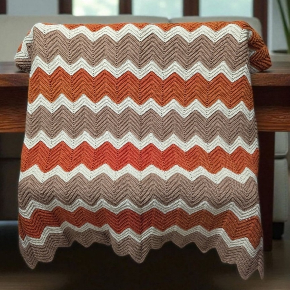 Vtg 70s Oversized Handmade Crochet Afghan Throw Blanket 96"x60" Zig Zag Chevron